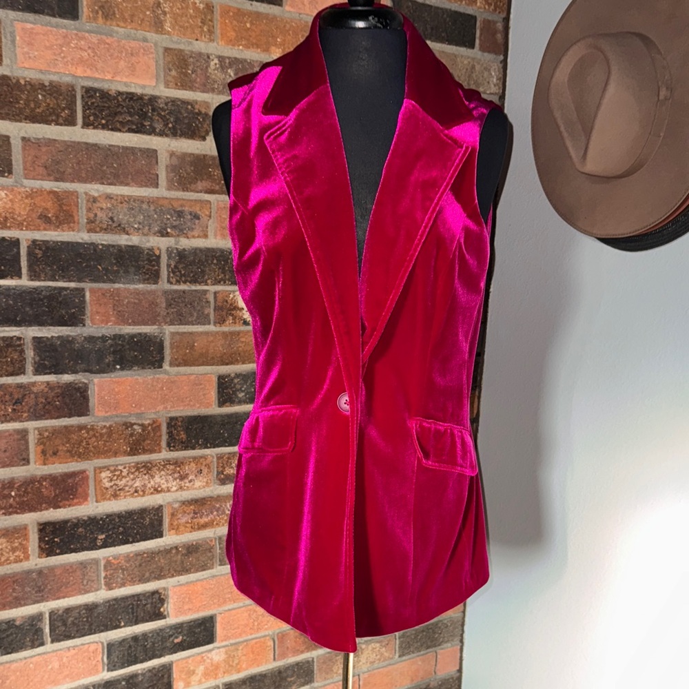 Coldwater Creek Women's Vibrant‎ Fuchsia Velvet Vest